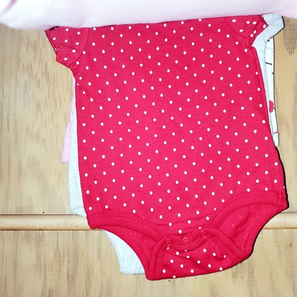 FREE PLANET BABY 5 PACK BODYSUITS - Picture 6 of 7